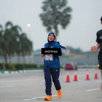 Runner Photo 7521585