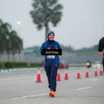 Runner Photo 7521586