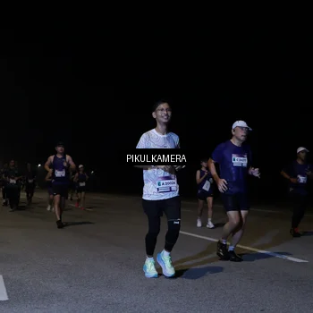 Runner Photo 7521591