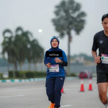 Runner Photo 7521592