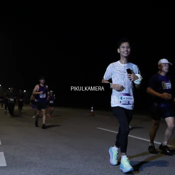 Runner Photo 7521601