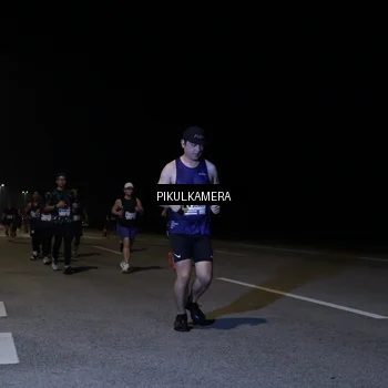 Runner Photo 7521602