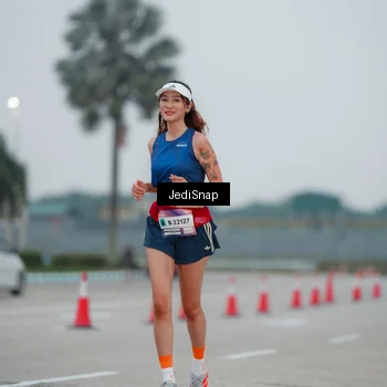 Runner Photo 7521615