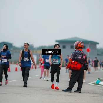 Runner Photo 7521617