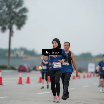 Runner Photo 7521631