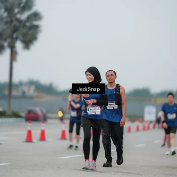 Runner Photo 7521633