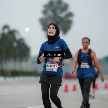 Runner Photo 7521635