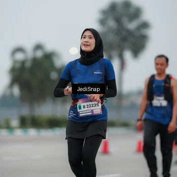 Runner Photo 7521638