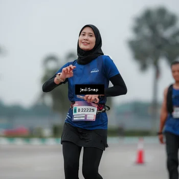 Runner Photo 7521640