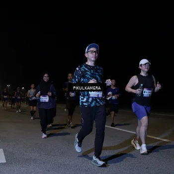 Runner Photo 7521643