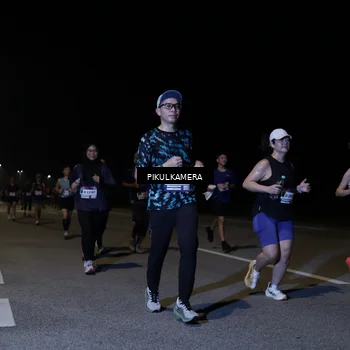 Runner Photo 7521644