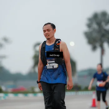 Runner Photo 7521658