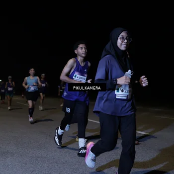 Runner Photo 7521667
