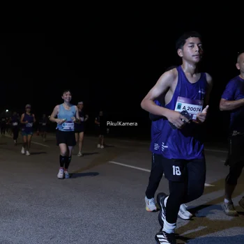 Runner Photo 7521669