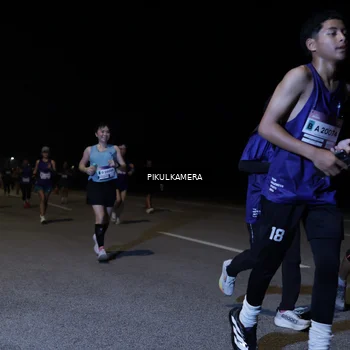 Runner Photo 7521670