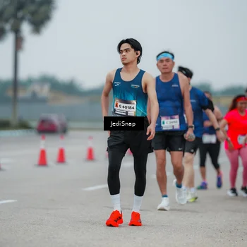 Runner Photo 7521673