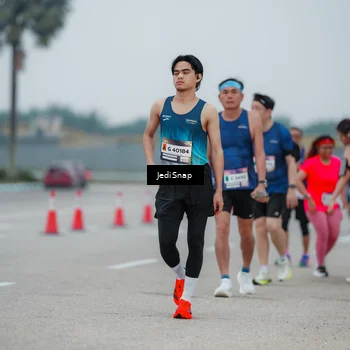Runner Photo 7521674