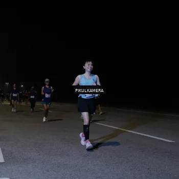 Runner Photo 7521675