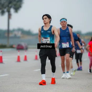 Runner Photo 7521679