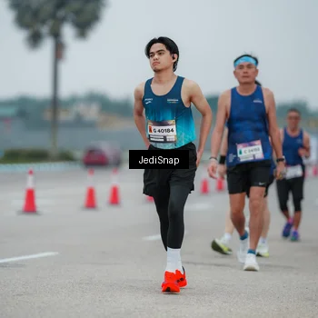 Runner Photo 7521683