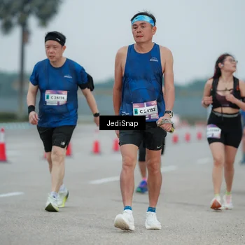 Runner Photo 7521692