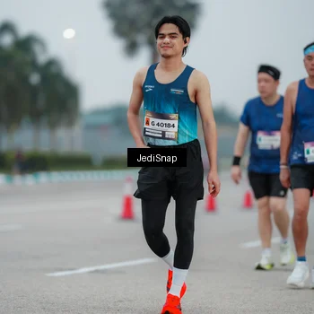 Runner Photo 7521694