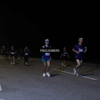 Runner Photo 7521709