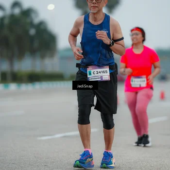 Runner Photo 7521720