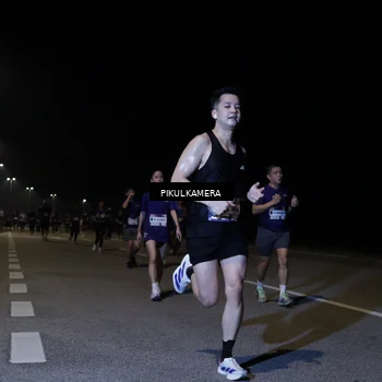 Runner Photo 7521727
