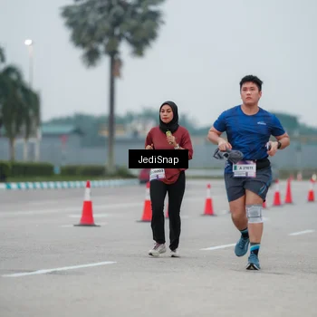 Runner Photo 7521736