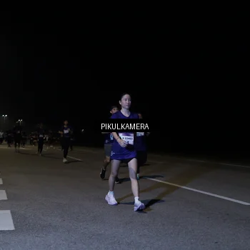 Runner Photo 7521740