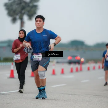 Runner Photo 7521746