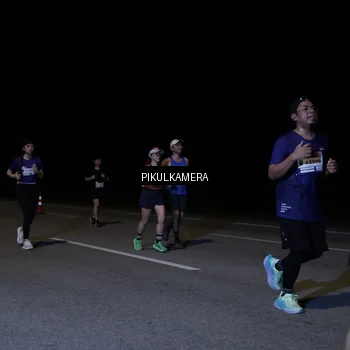 Runner Photo 7521749