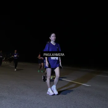 Runner Photo 7521750