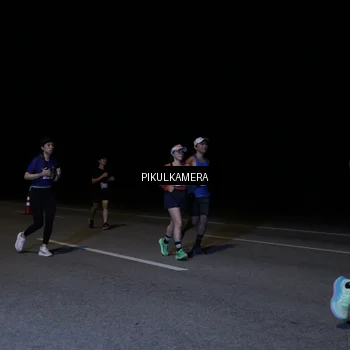 Runner Photo 7521763