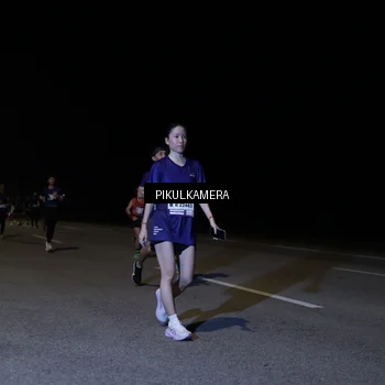 Runner Photo 7521780