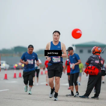 Runner Photo 7521784