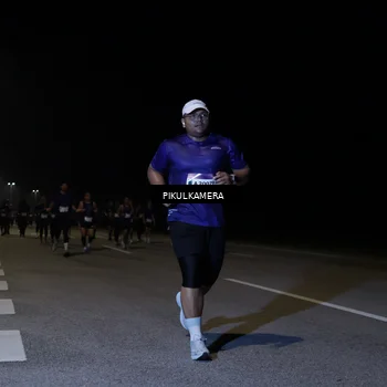 Runner Photo 7521811