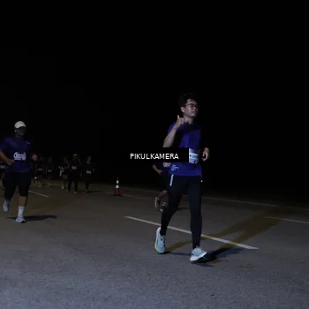 Runner Photo 7521812