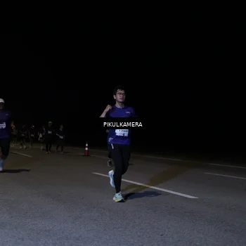 Runner Photo 7521821