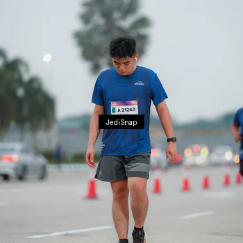 Runner Photo 7521824