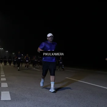 Runner Photo 7521827