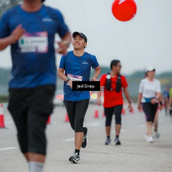 Runner Photo 7521837