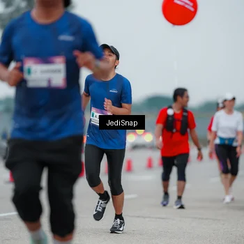 Runner Photo 7521839