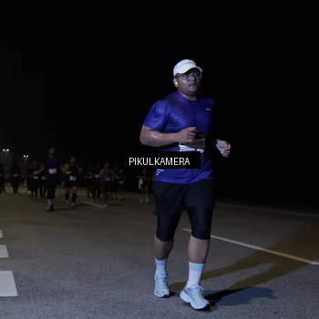 Runner Photo 7521840