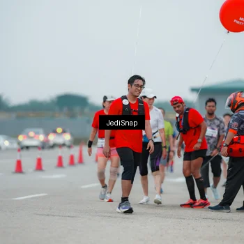 Runner Photo 7521841