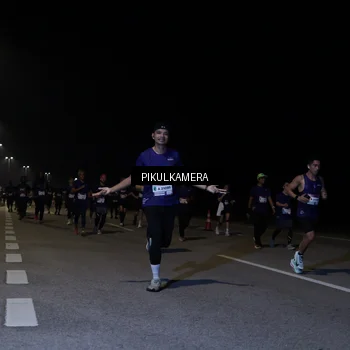 Runner Photo 7521850