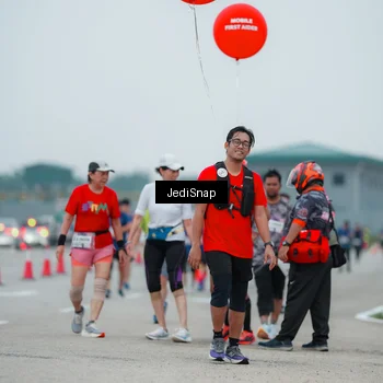 Runner Photo 7521853
