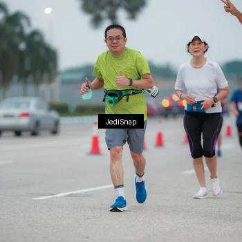 Runner Photo 7521874