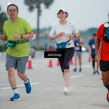 Runner Photo 7521875